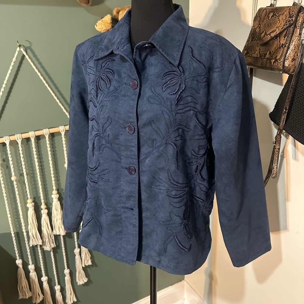 Women's Vintage Blue Embroidered Button Up Jacket (see sizing)